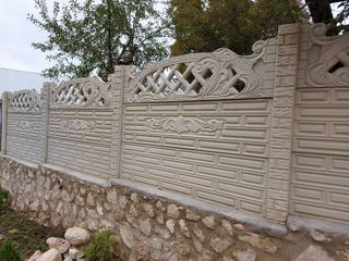Garduri ornamentale moderne, elegante si durabile pentru curtea ta.Comanda cu incredere!!!