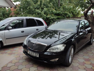 Mercedes S-Class foto 1