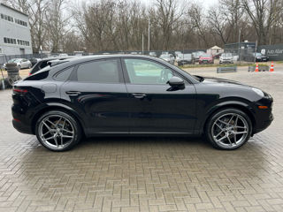 Porsche Cayenne Coupe foto 7