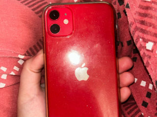 Vând IPhone 11 Red in stare ideală foto 2