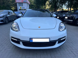 Porsche Panamera foto 1