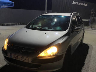 Peugeot 307 foto 1