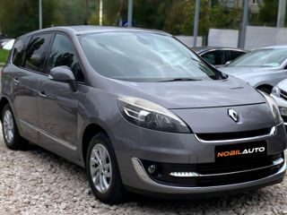 Renault Grand Scenic foto 2