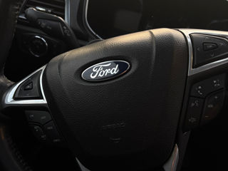 Ford Fusion foto 6