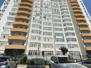 Apartament cu 2 camere, 75 m², Botanica, Chișinău
