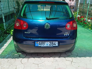 Volkswagen Golf foto 4