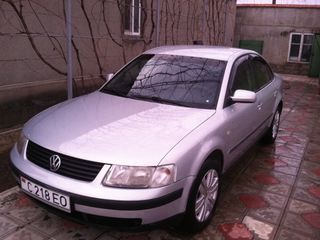 Volkswagen Passat foto 3