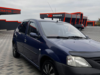 Dacia Logan foto 4