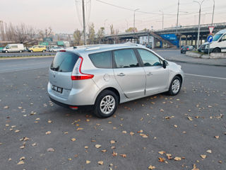 Renault Grand Scenic foto 6