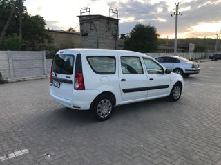 Dacia Logan foto 4