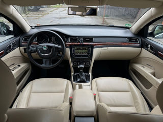 Skoda Superb foto 10