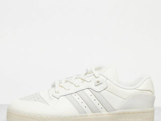 Adidas Originals Rivalry low trainers in white