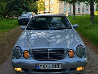 Mercedes E-Class