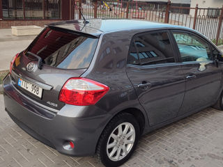 Toyota Auris foto 4