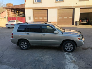 Toyota Highlander foto 4