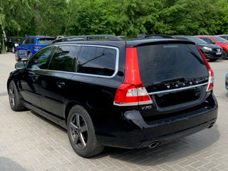 Volvo V70 foto 5