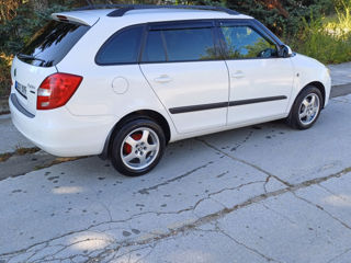 Skoda Fabia foto 3