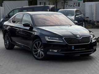 Skoda Superb foto 4