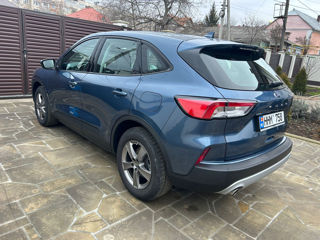 Ford Kuga foto 2