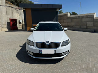 Skoda Octavia foto 1