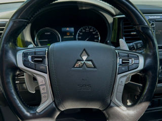 Mitsubishi Outlander foto 6