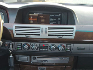 BMW 7 Series foto 14