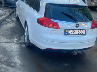 Opel Insignia foto 1