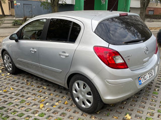 Opel Corsa foto 3