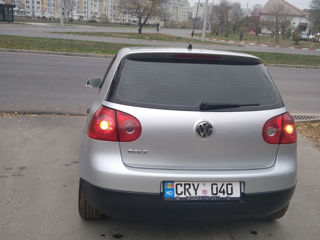 Volkswagen Golf foto 4