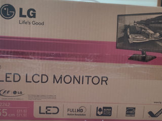 Продам монитор LG E2242 foto 3