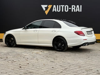 Mercedes E-Class foto 7