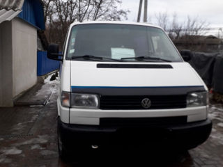 Volkswagen Transporter foto 1