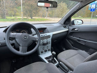 Opel Astra foto 8