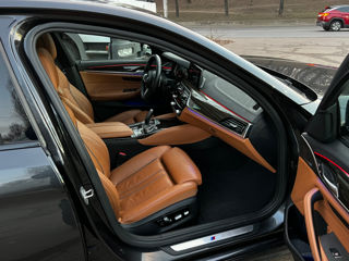 BMW 5 Series foto 17