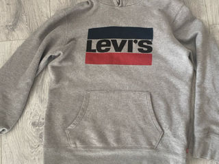 Продам худи Levis