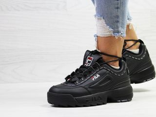 fila disruptor pret