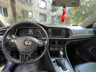 Volkswagen Jetta foto 10