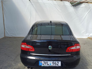 Skoda Superb фото 6