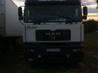 Man F2000 foto 1