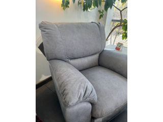 Fotoliu recliner modern, perfect pentru relaxare și momente de liniște! foto 10