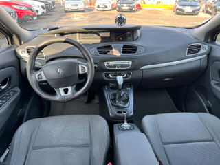 Renault Scenic foto 9