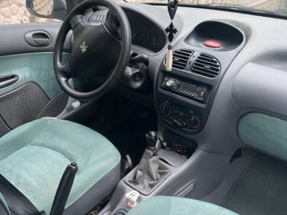 Peugeot 206 foto 4