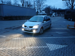 Renault Grand Scenic foto 3