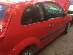 Ford fiesta  3 usi