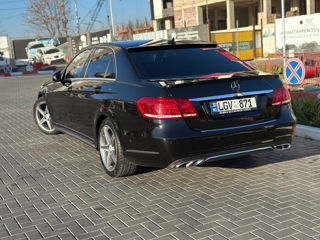 Mercedes E-Class foto 4