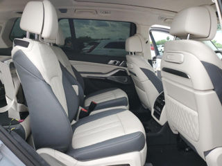 BMW X7 foto 10