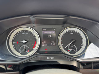 Skoda Superb фото 11
