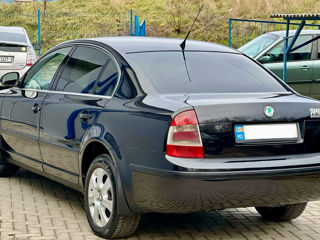 Skoda Superb foto 3