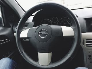 Opel Astra foto 8