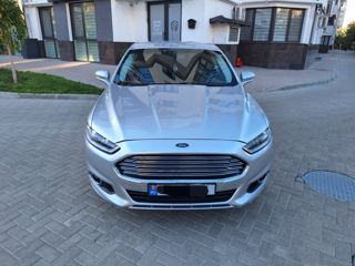 Ford Fusion foto 3